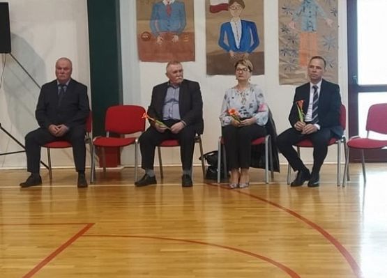 Grafika 5: Dzień Edukacji Narodowej