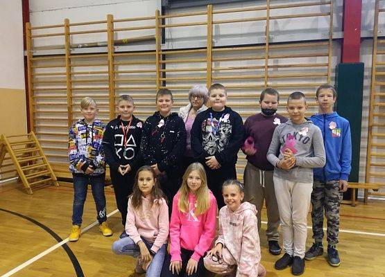 Grafika 4: Akcja „Różowa wstążeczka” w naszej szkole