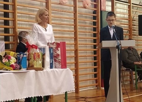 Grafika 21: Pasowanie pierwszoklasistów