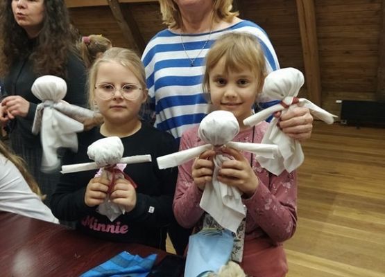 Grafika 9: W Muzeum Kultury Ludowej w Swołowie