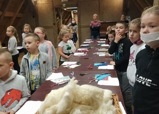 Grafika 4: W Muzeum Kultury Ludowej w Swołowie