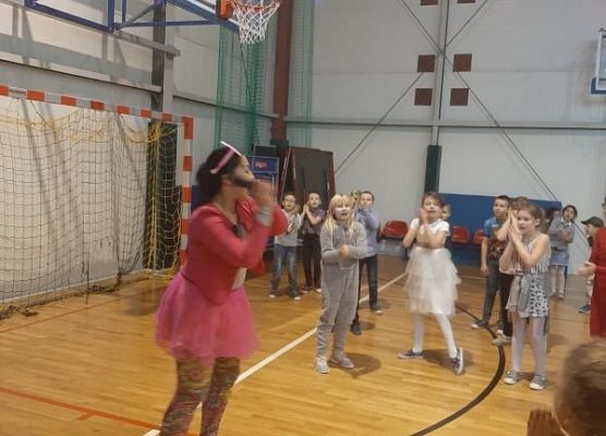 Grafika 3: Andrzejkowe wygibasy w młodszych klasach