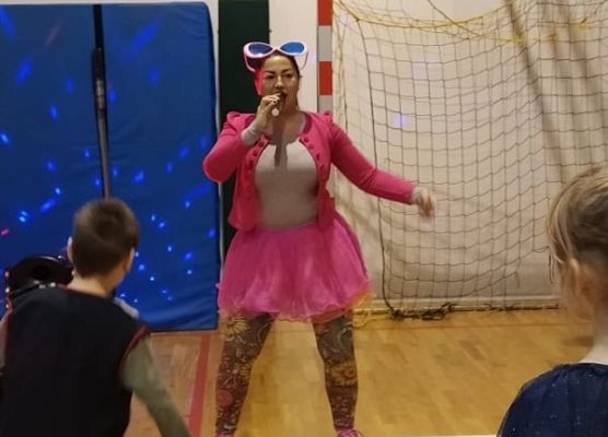 Grafika 5: Andrzejkowe wygibasy w młodszych klasach