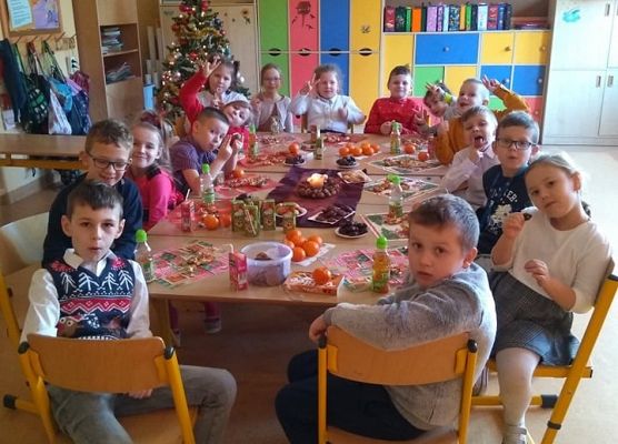 Grafika 1: Życzenia świąteczne