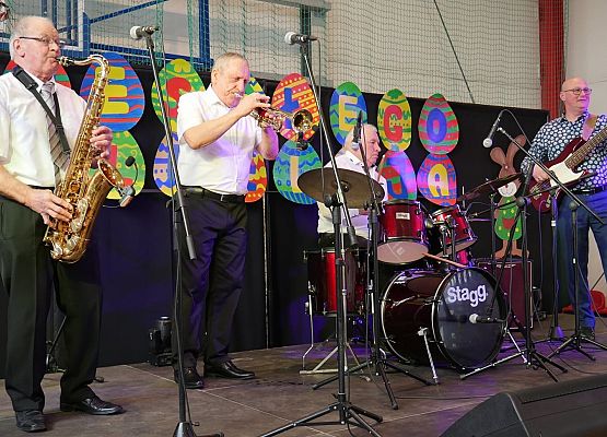 Grafika 13: Wielkanocne spotkanie