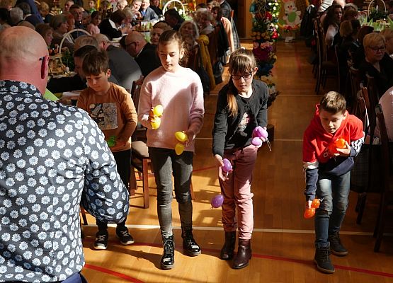 Grafika 14: Wielkanocne spotkanie