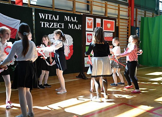 Grafika 5: Witaj Maj, Trzeci Maj!