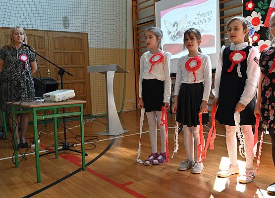 Grafika 3: Witaj Maj, Trzeci Maj!