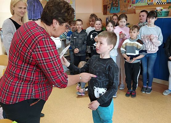 Grafika 3: Czytam i buduję