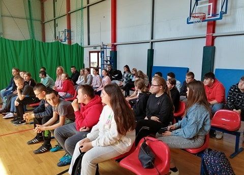 Grafika 2: Nie bądźmy obojętni