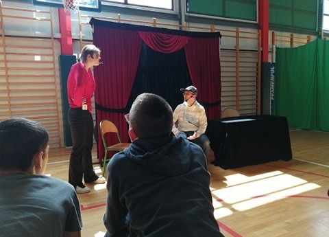 Grafika 7: Nie bądźmy obojętni