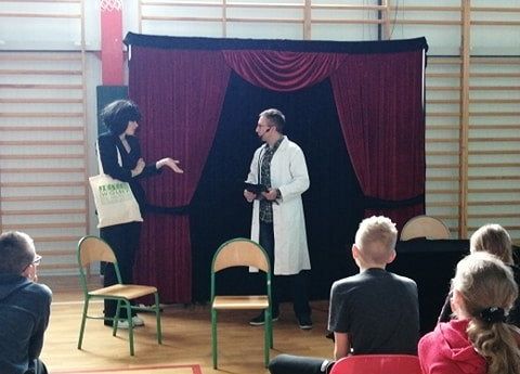 Grafika 5: Nie bądźmy obojętni