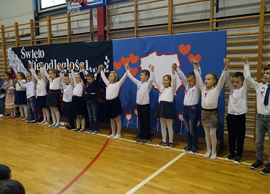 Grafika 1: W patriotycznym nastroju