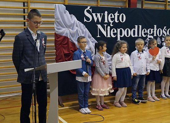 Grafika 4: W patriotycznym nastroju