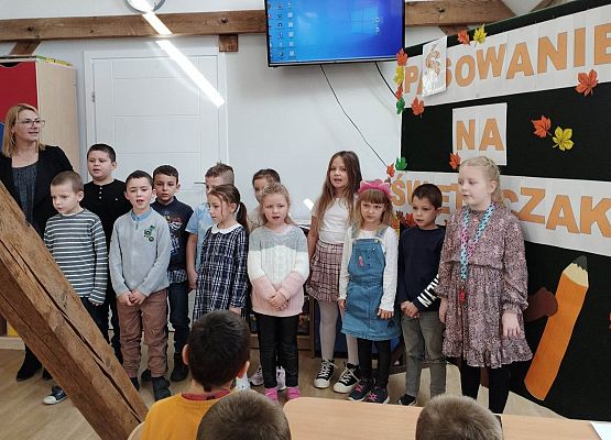 Grafika 3: Pasowanie na Świetliczaka