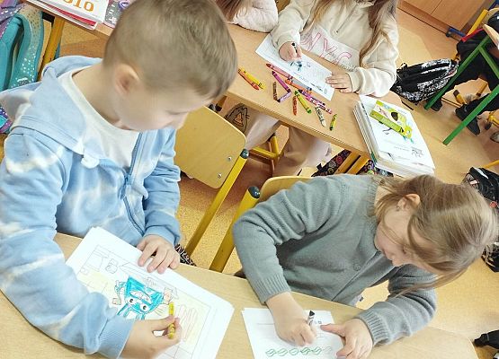 Grafika 8: W Czyściochowej Akademii