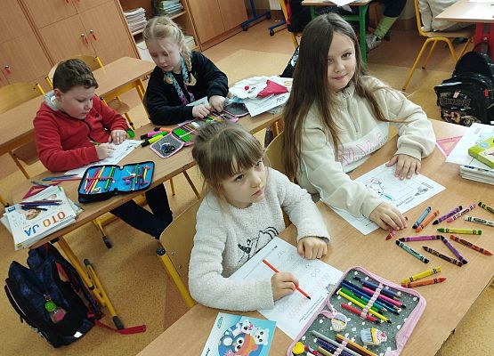 Grafika 3: W Czyściochowej Akademii