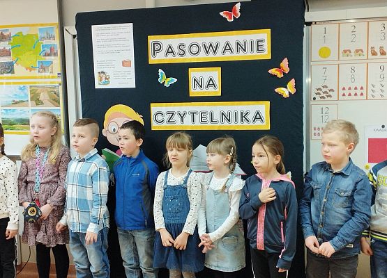 Grafika 10: Pasowanie na czytelnika