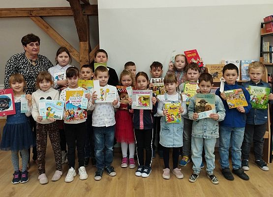 Grafika 7: Pasowanie na czytelnika