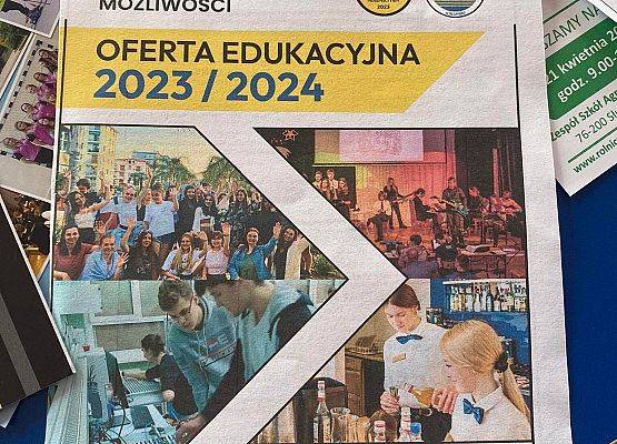 Grafika 2: Ósmoklasiści na Targach Edukacyjnych w Słupsku