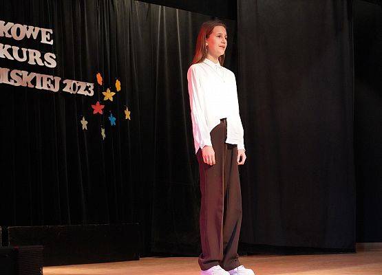 Grafika 2: Niektórzy lubią poezję