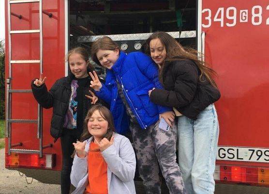 Grafika 10: Po pracy ognisko i wspólna zabawa