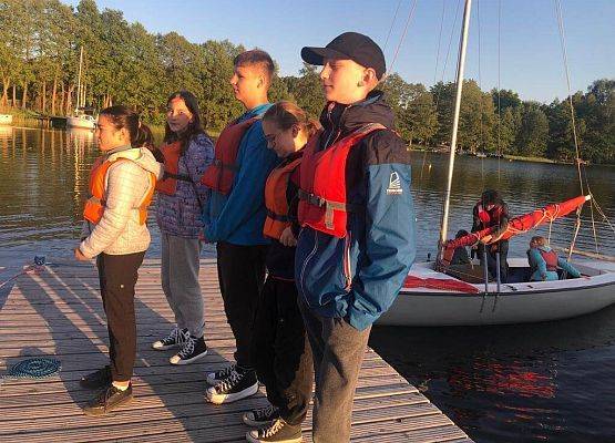 Grafika 5: Szkolenie żeglarskie w Bobięcinie