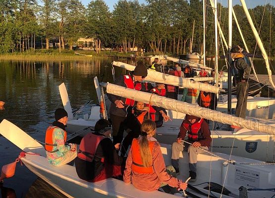 Grafika 6: Szkolenie żeglarskie w Bobięcinie