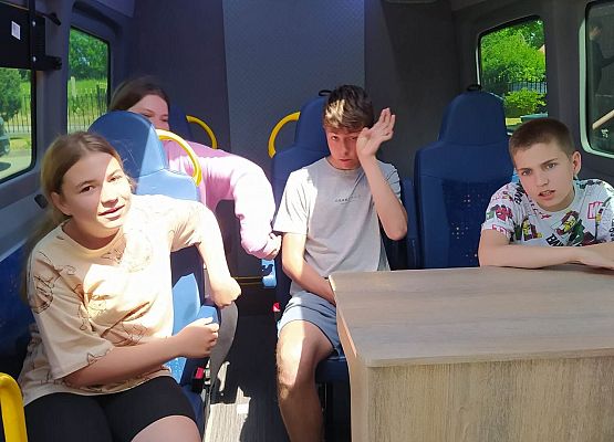 Grafika 10: W Szkole Nowoczesnego Pasażera