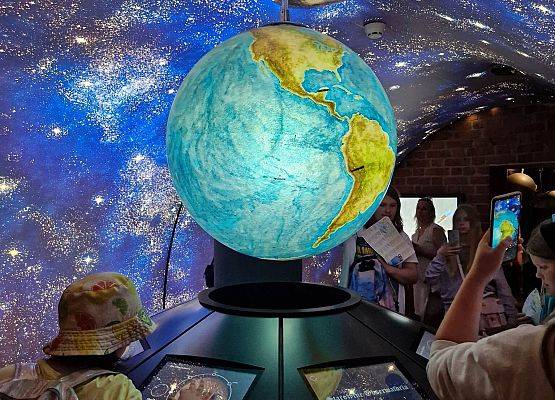 Grafika 15: Z wizytą w mieście Kopernika