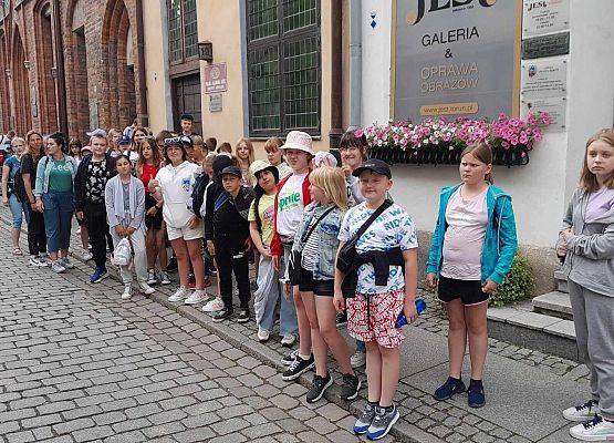 Grafika 2: Z wizytą w mieście Kopernika