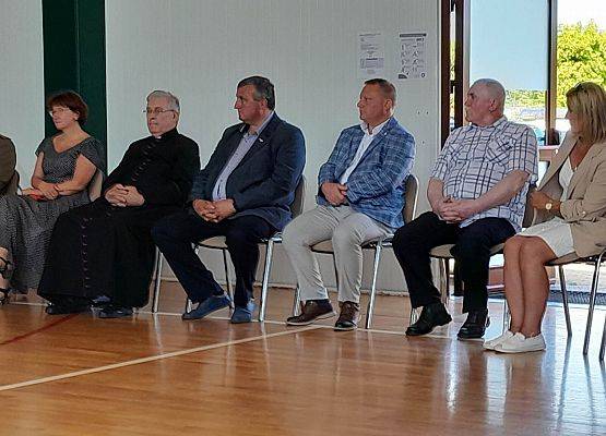 Grafika 2: Pożegnanie absolwentów rocznika 2022/2023