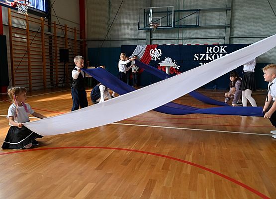 Grafika 7: Witaj szkoło!