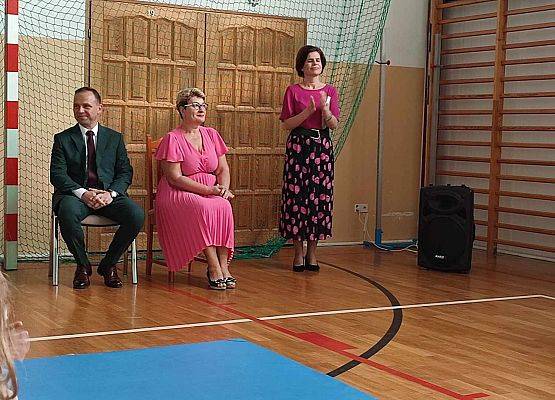 Grafika 8: Ogólnopolski Dzień Głośnego Czytania