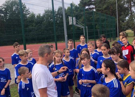 Grafika 9: Mistrzostwa Gminy Ustka w sztafetowych biegach przełajowych