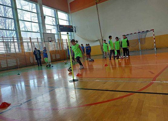 Grafika 9: OLIMPIADA SPORTOWA UCZNIÓW SZKÓŁ PODSTAWOWYCH GMINY USTKA