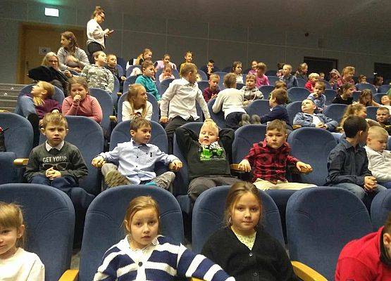 Grafika 3: Musical pt. ,,Królowa Śniegu"