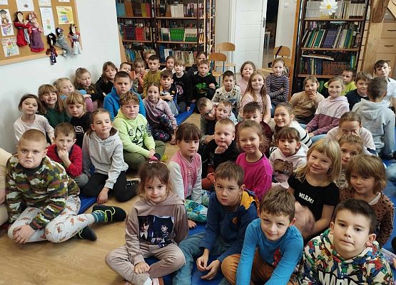 Grafika 8: Spektakl profilaktyczny pt. ,,Dziki zachód"