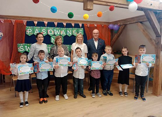 Grafika 1: Pierwszoklasiści zostali Świetliczakami!