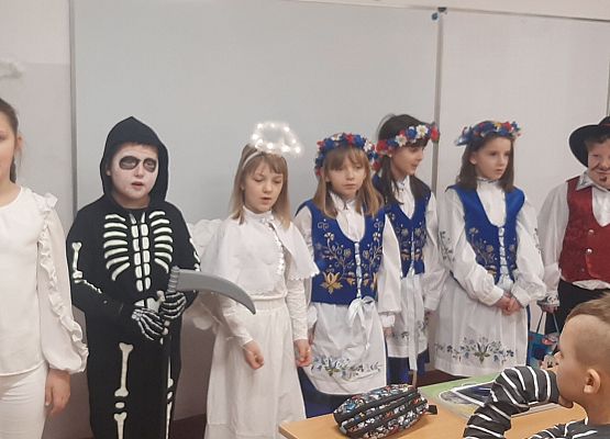 Grafika 2: Kaszëbsczé Gwiżdże