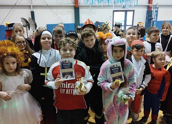 Grafika 3: BAL KARNAWAŁOWY 2024