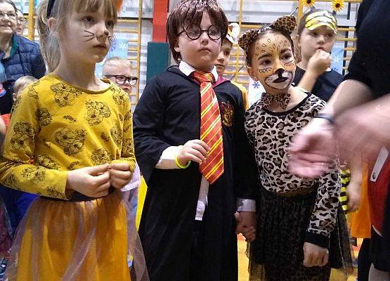 Grafika 17: BAL KARNAWAŁOWY 2024