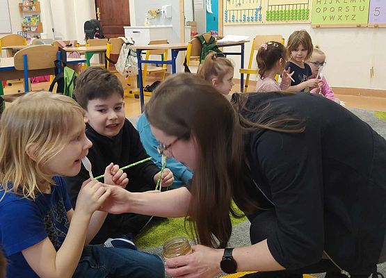 Grafika 5: Europejski Dzień Logopedy w oddziale przedszkolnym