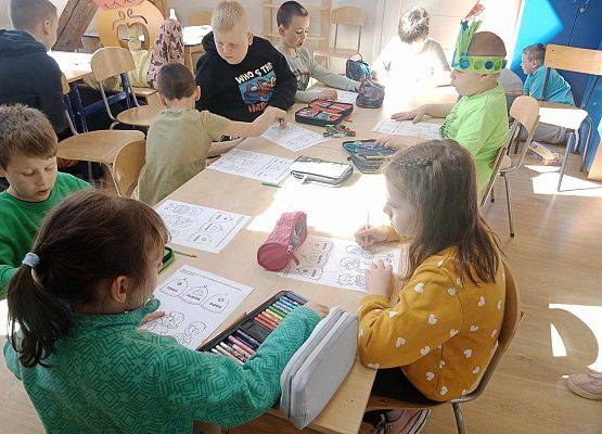 Grafika 10: Dzień Ziemi w naszej szkole