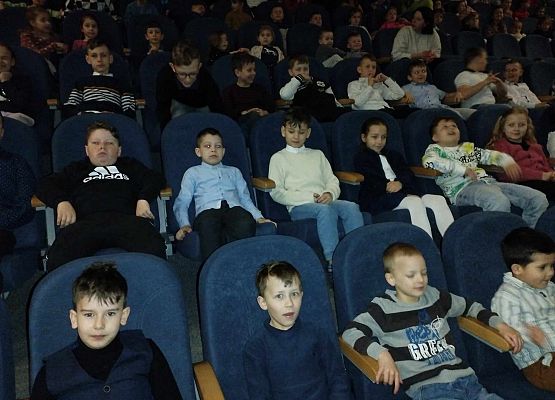 Grafika 2: ,,Polskie miasta w baśni i legendzie"