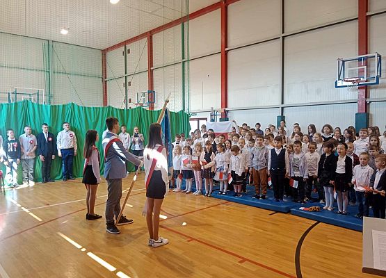 Grafika 6: Święto Konstytucji 3 Maja - pierwszej konstytucji w Europie