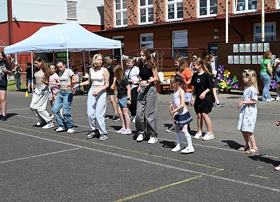 Grafika 15: PIKNIK RODZINNY 2024