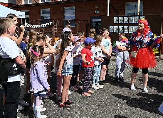 Grafika 4: PIKNIK RODZINNY 2024