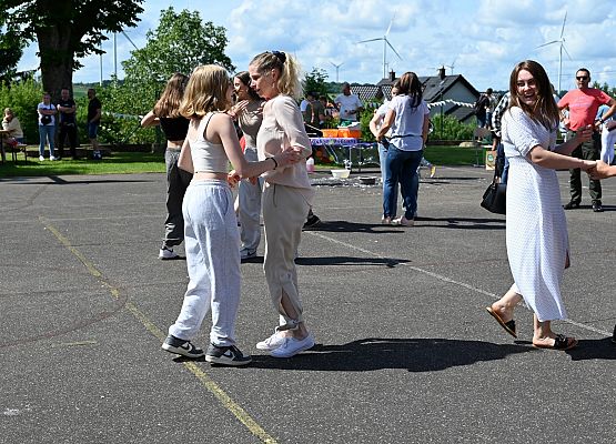 Grafika 8: PIKNIK RODZINNY 2024