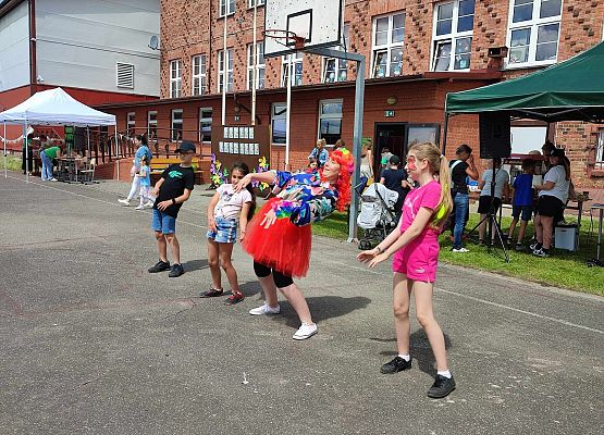 Grafika 21: PIKNIK RODZINNY 2024